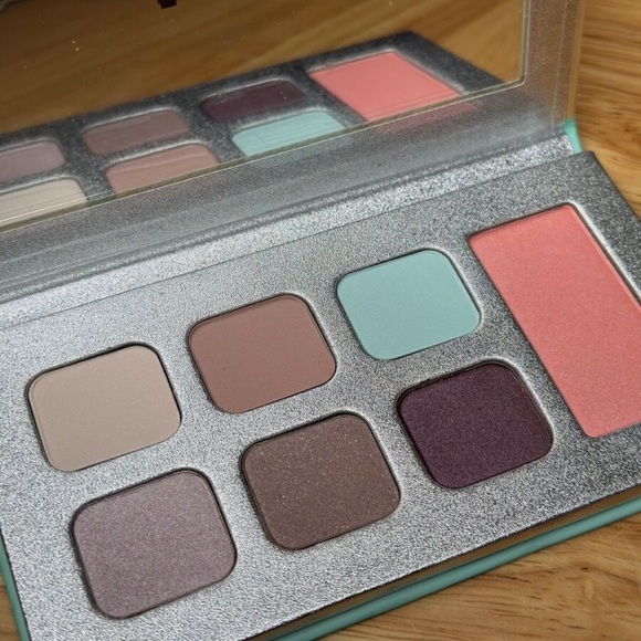 Lorac: Mint Cool Eye/Cheek Palette Collection: Limited Edition & Brand New! 👗 - Picture 3 of 3